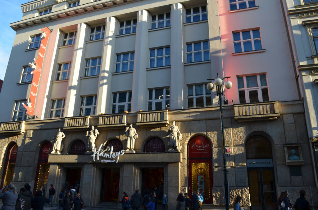 Hamleys in Prag – Ein Paradies für Kinder